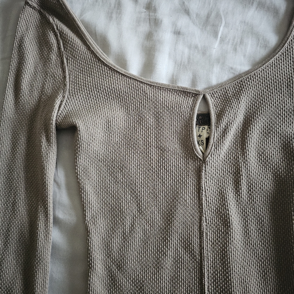 Free People Top - Picture 2 of 4